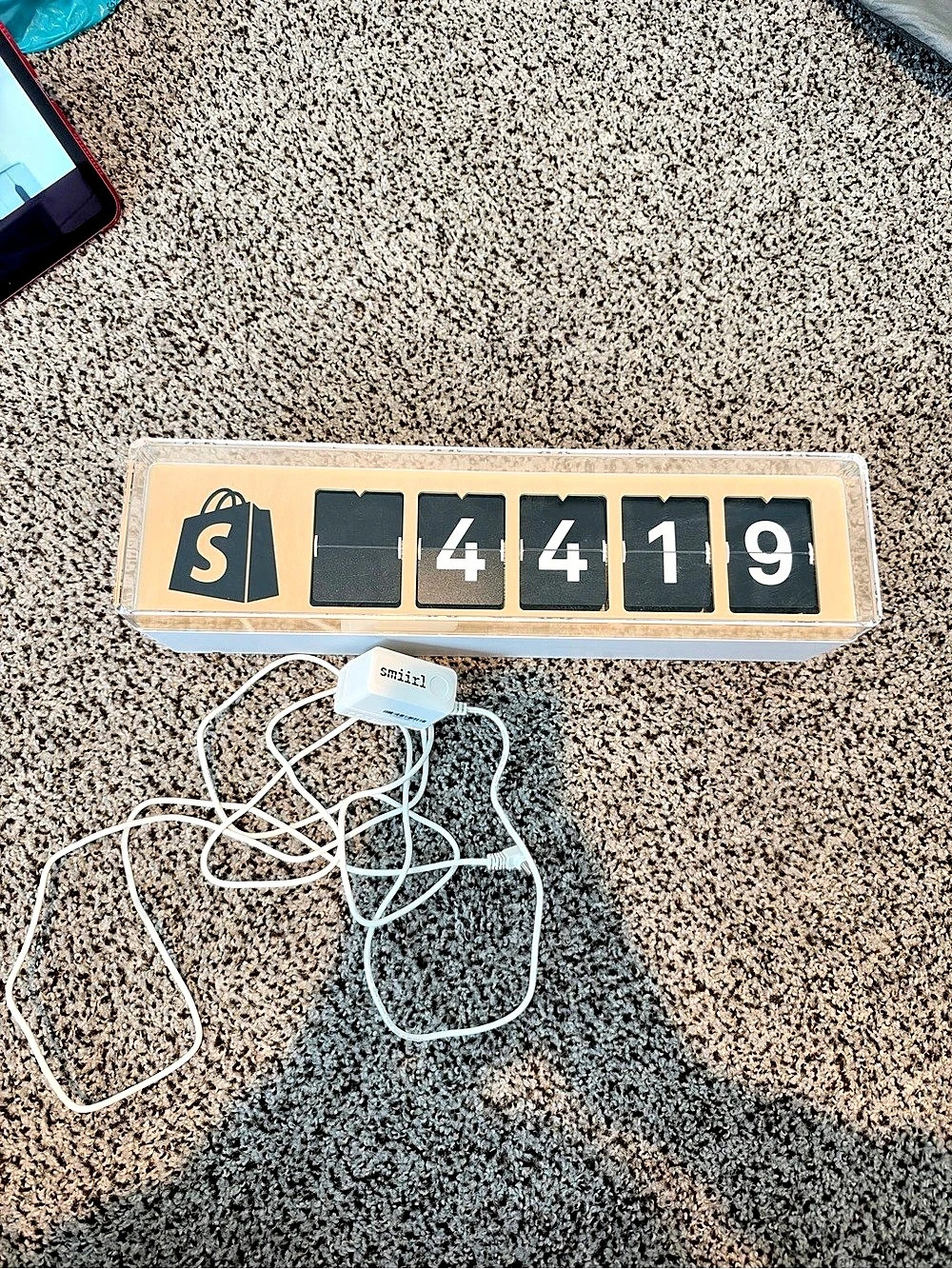 Smiirl Shopify Counter (5-Digit CUSH5D) White & Black